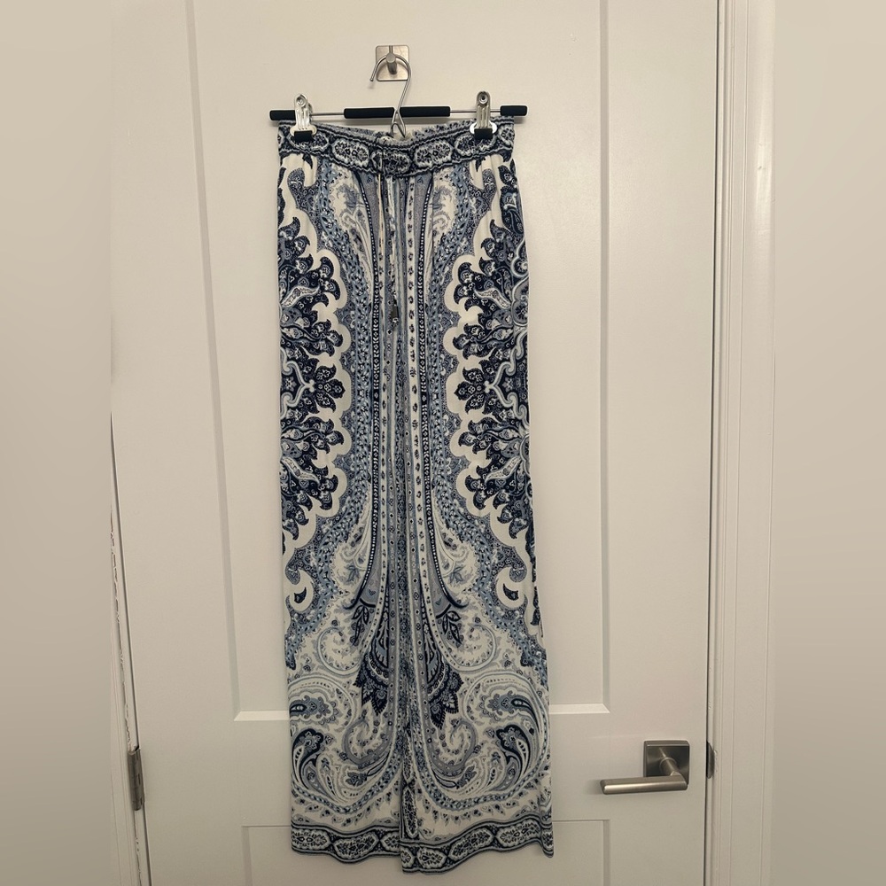 Alice + Olivia Mediterranean Print Pants. NWT - size 0.